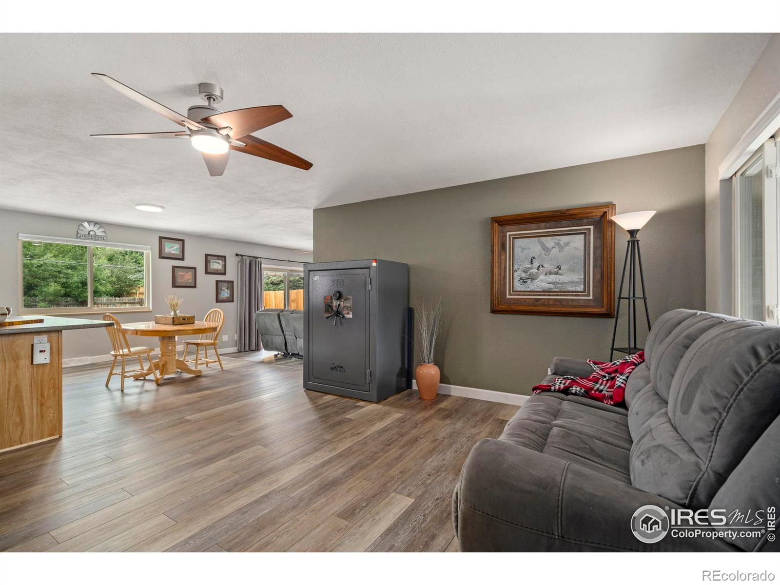 MLS Image #6 for 3113 n douglas avenue,loveland, Colorado