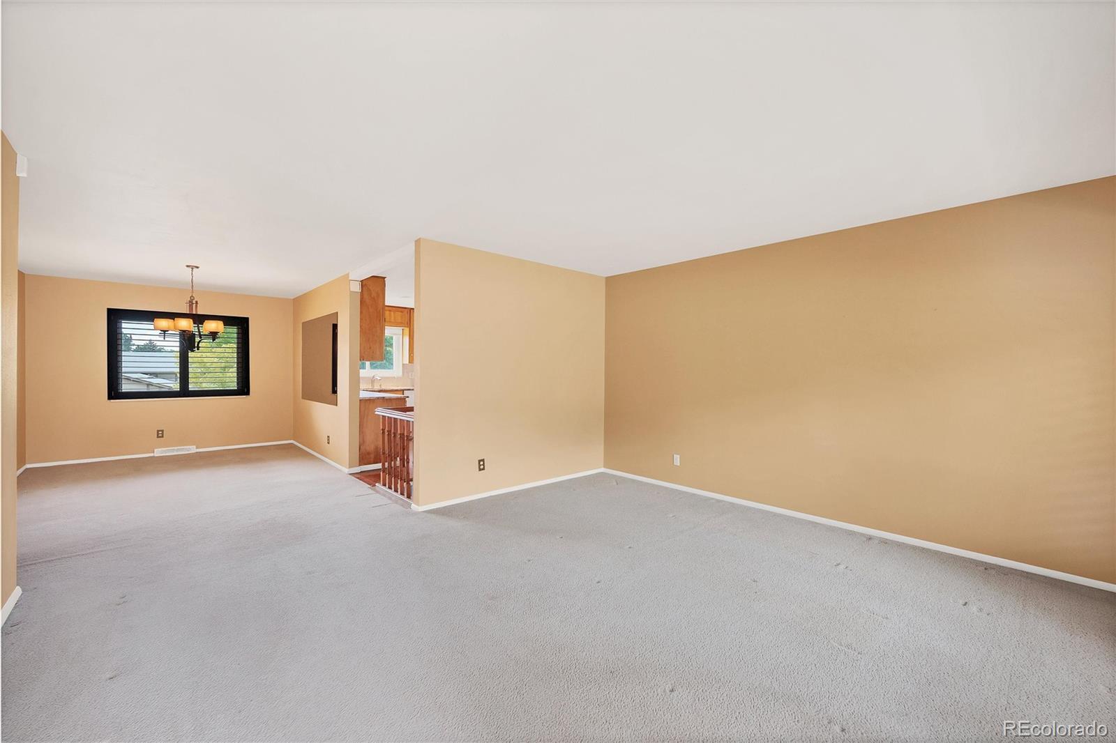 MLS Image #5 for 4135 s vincennes court,denver, Colorado