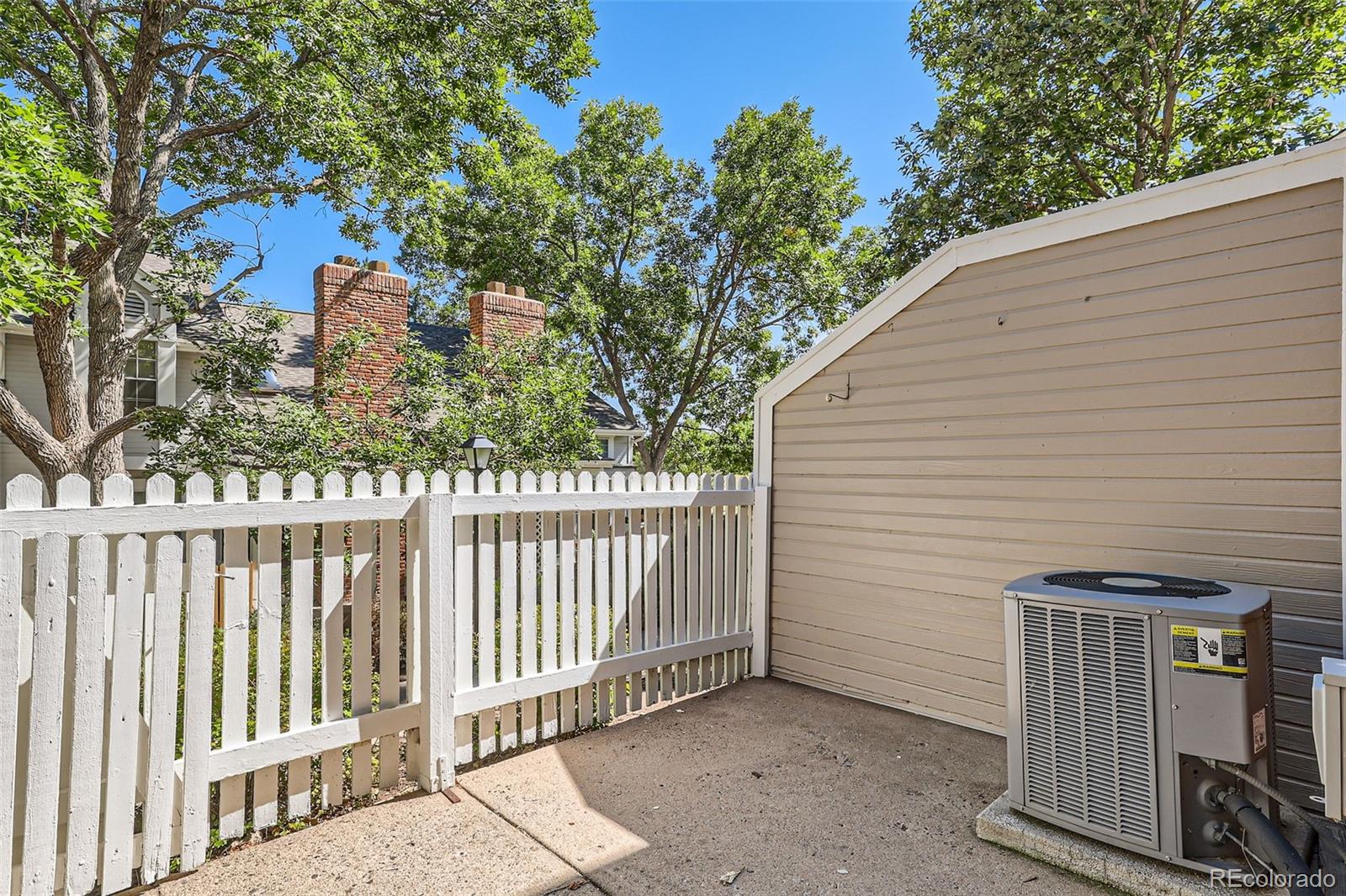 MLS Image #15 for 2832 w long drive,littleton, Colorado