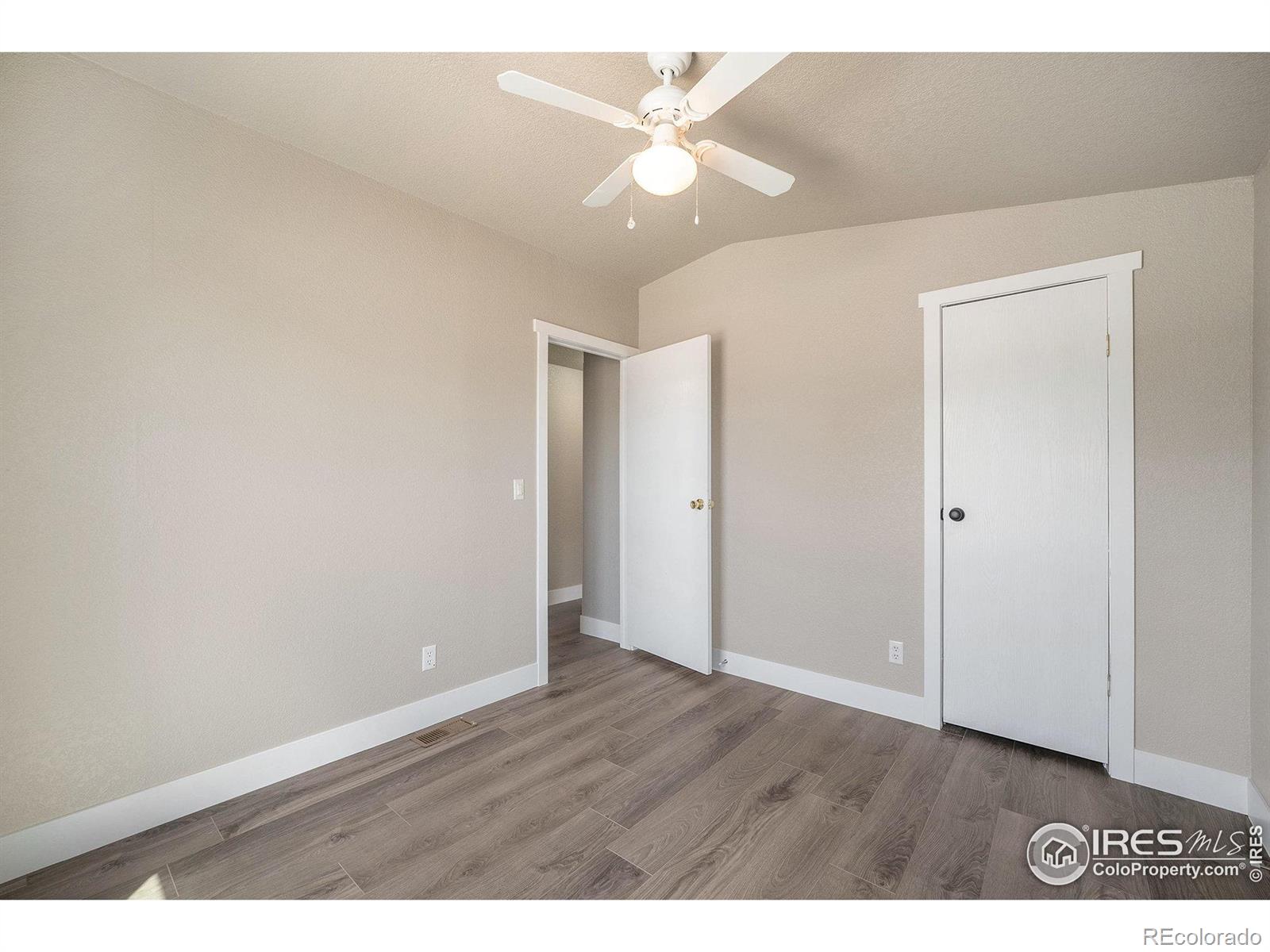 MLS Image #16 for 905  glen heather court,dacono, Colorado