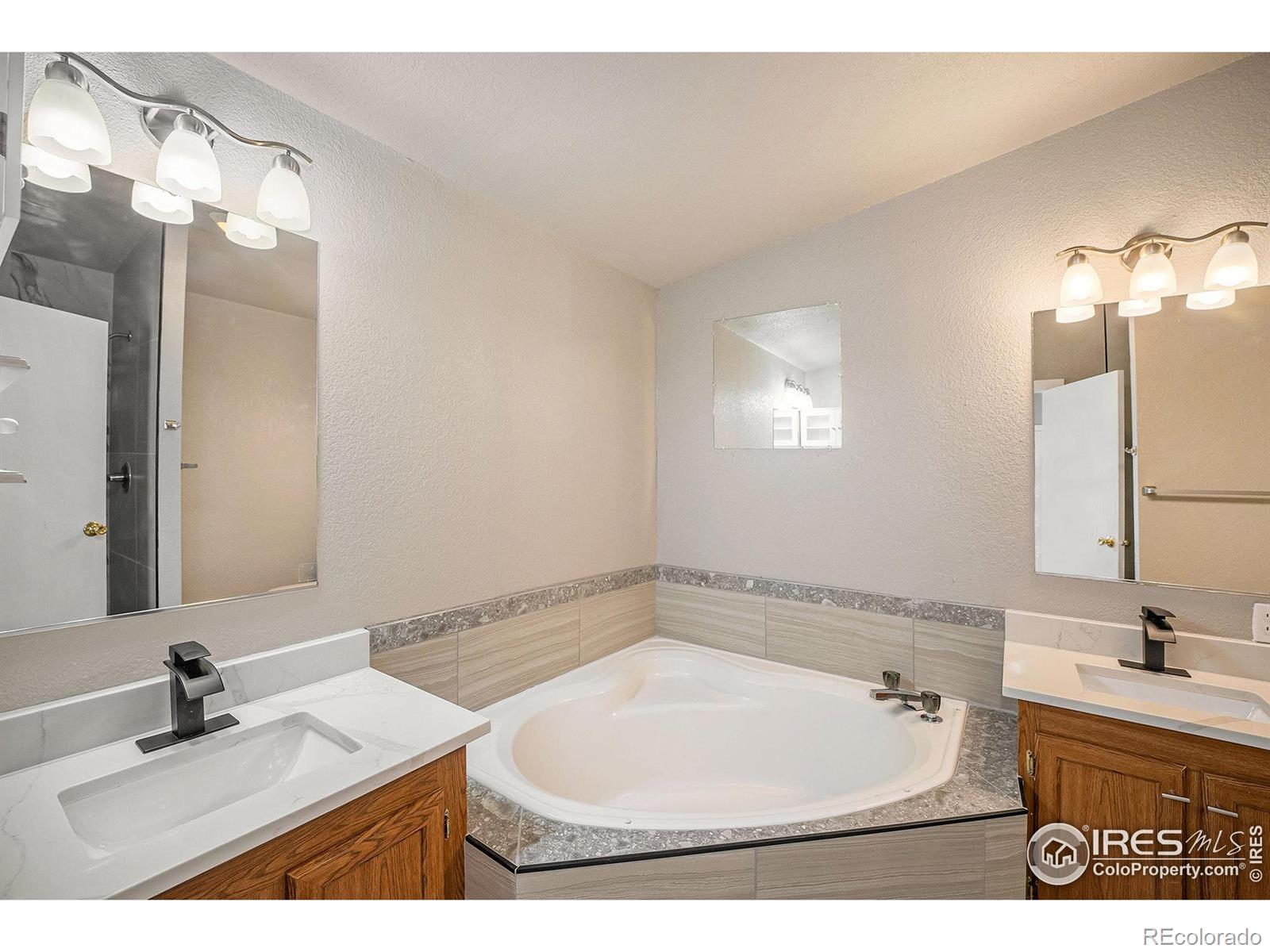 MLS Image #22 for 905  glen heather court,dacono, Colorado