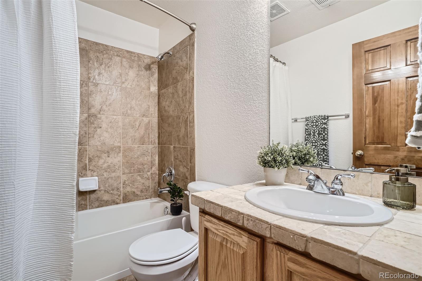 MLS Image #25 for 9881 e carolina place,aurora, Colorado