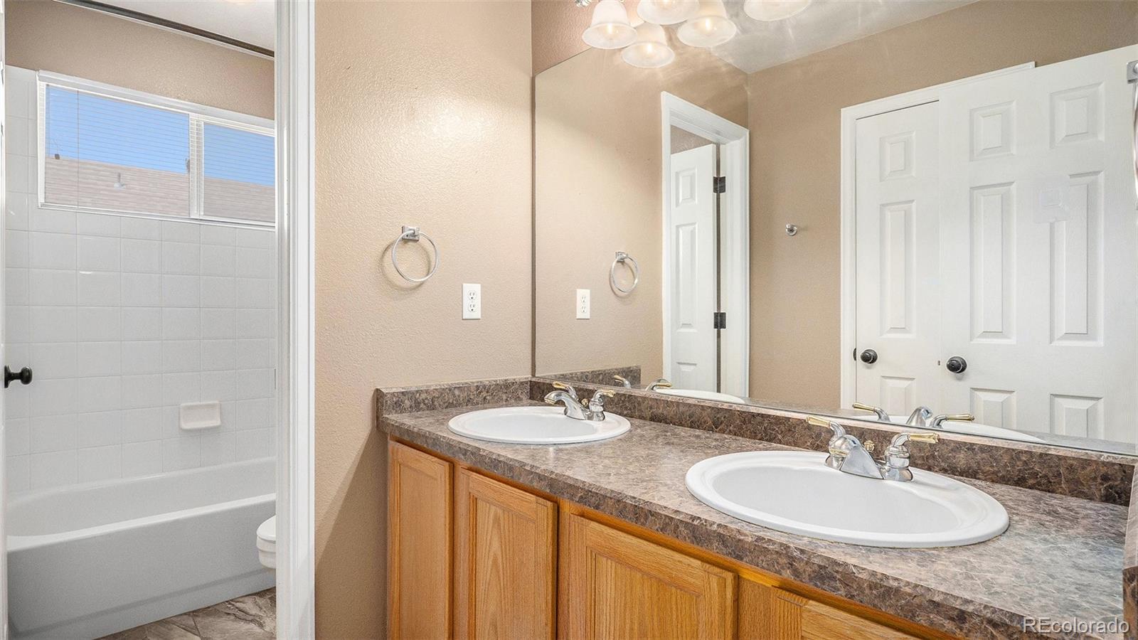 MLS Image #15 for 21756 e alamo lane,centennial, Colorado