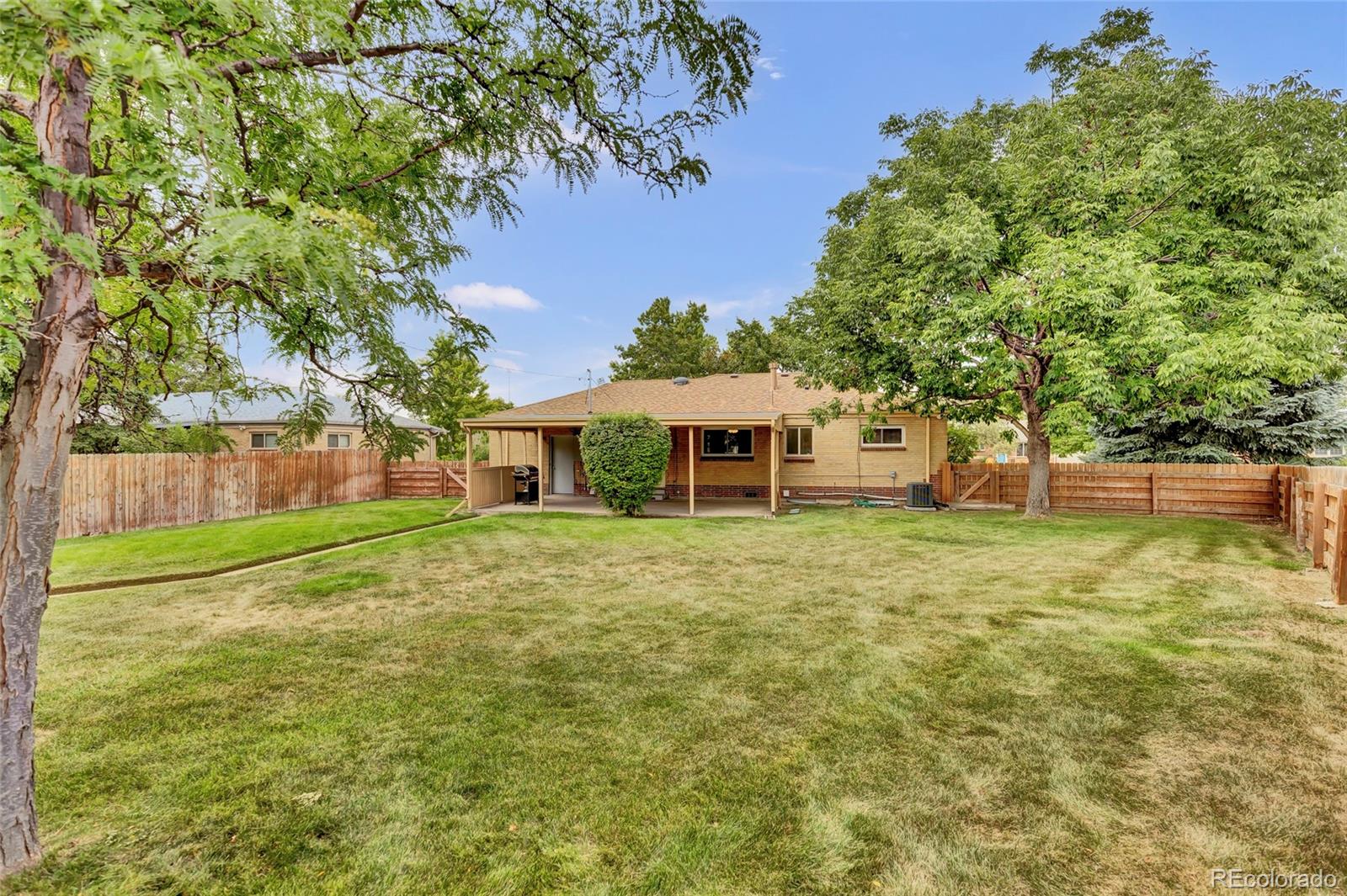 MLS Image #29 for 2800 s hudson street,denver, Colorado