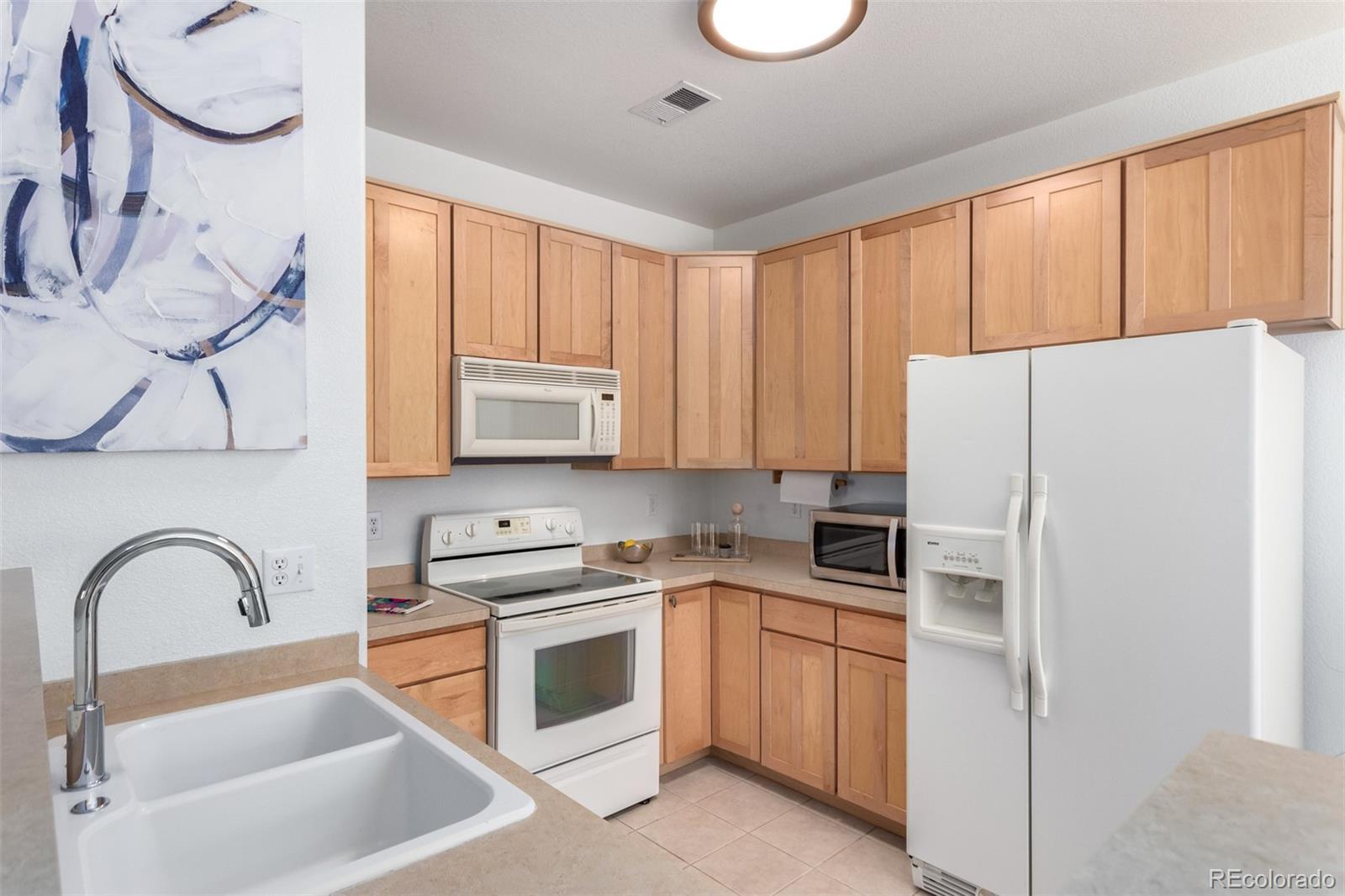 MLS Image #8 for 8200 e 8th avenue 8101,denver, Colorado