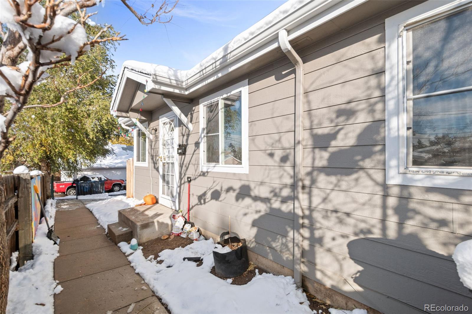 MLS Image #6 for 3395 w center avenue,denver, Colorado