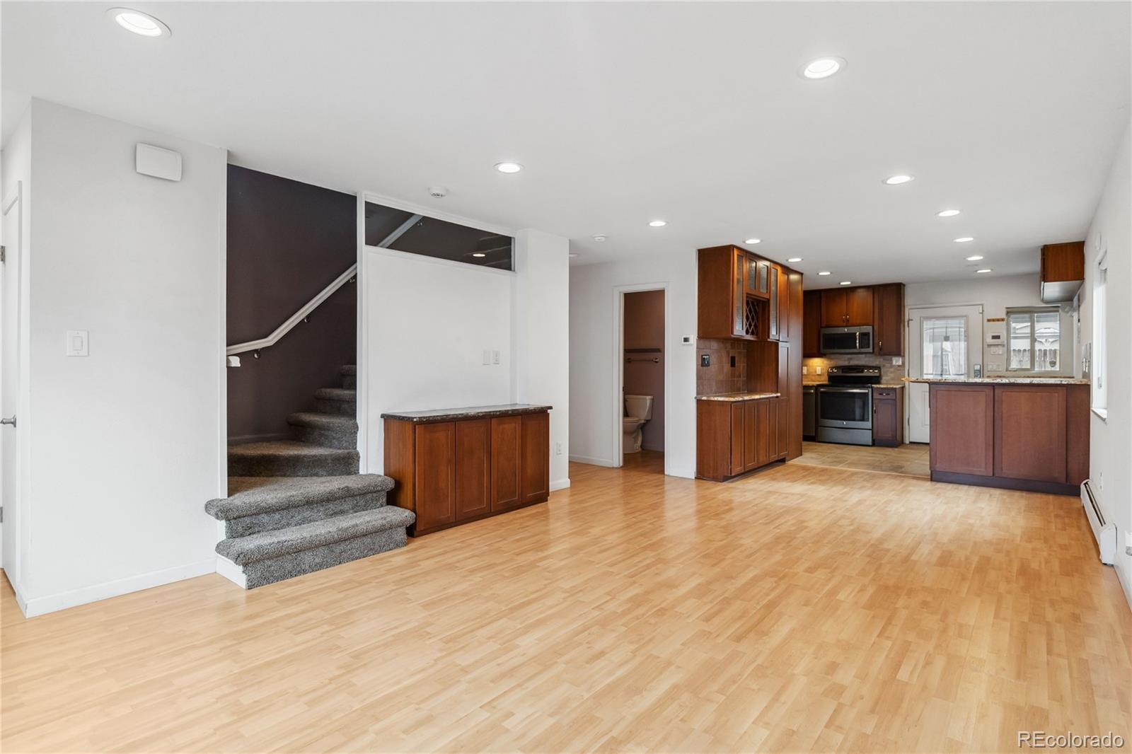 MLS Image #2 for 1442 s logan street,denver, Colorado