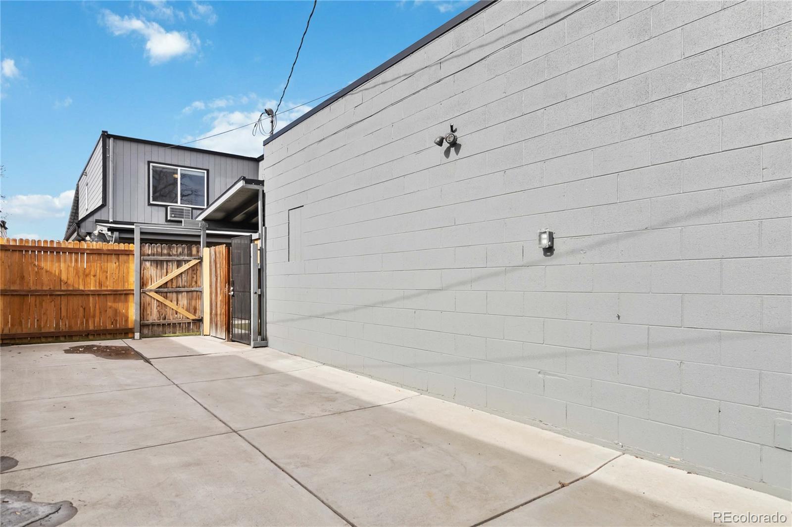 MLS Image #29 for 1442 s logan street,denver, Colorado