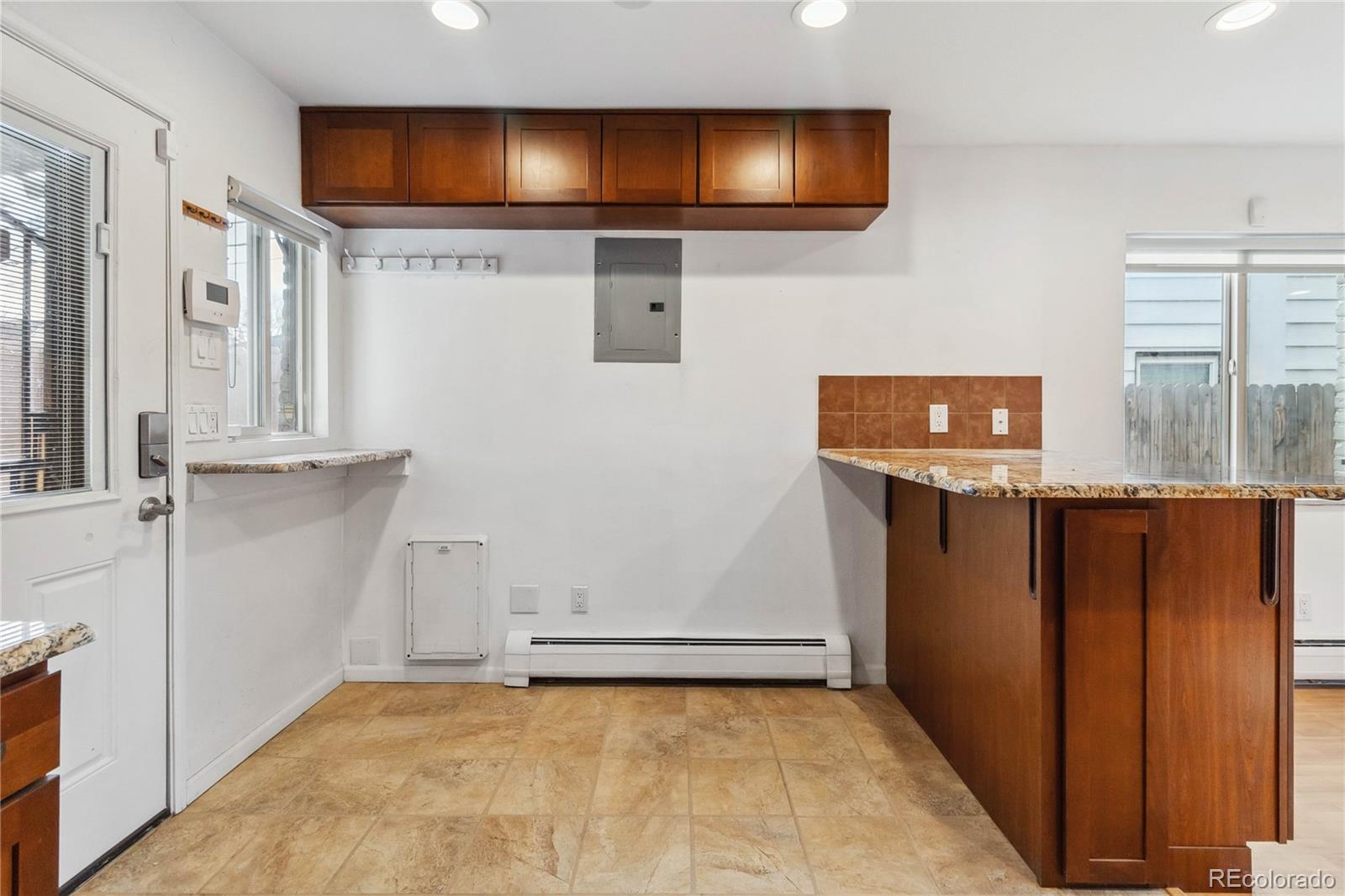 MLS Image #9 for 1442 s logan street,denver, Colorado