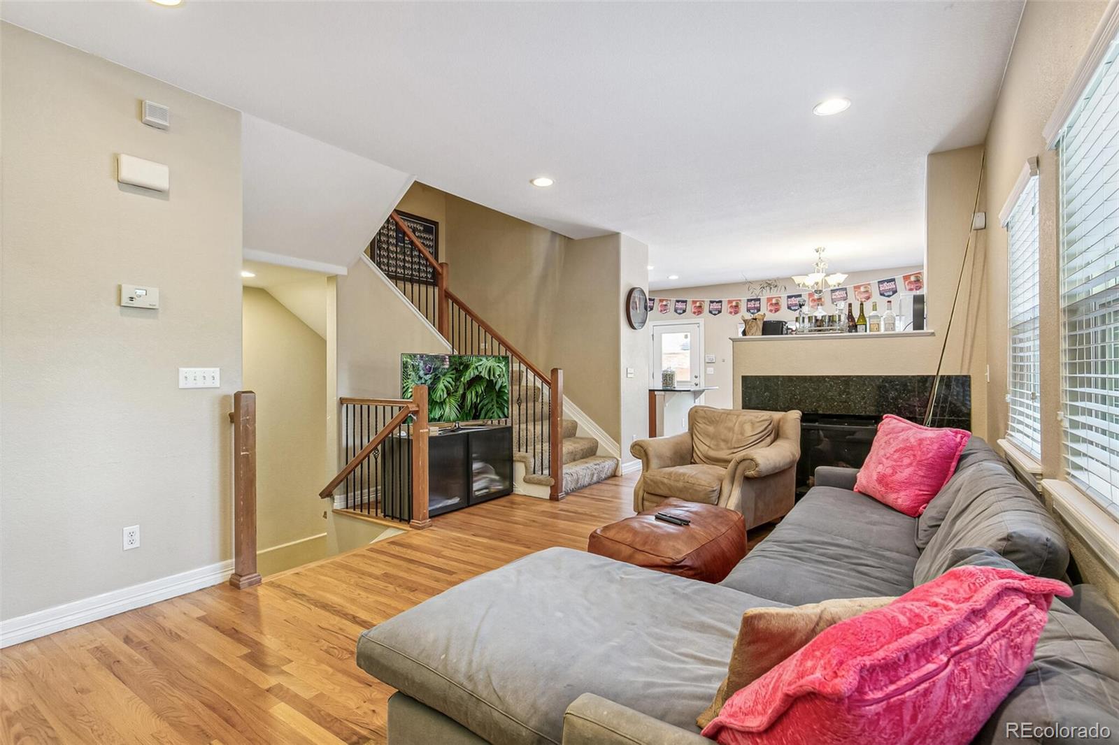 MLS Image #4 for 2243 s high street,denver, Colorado