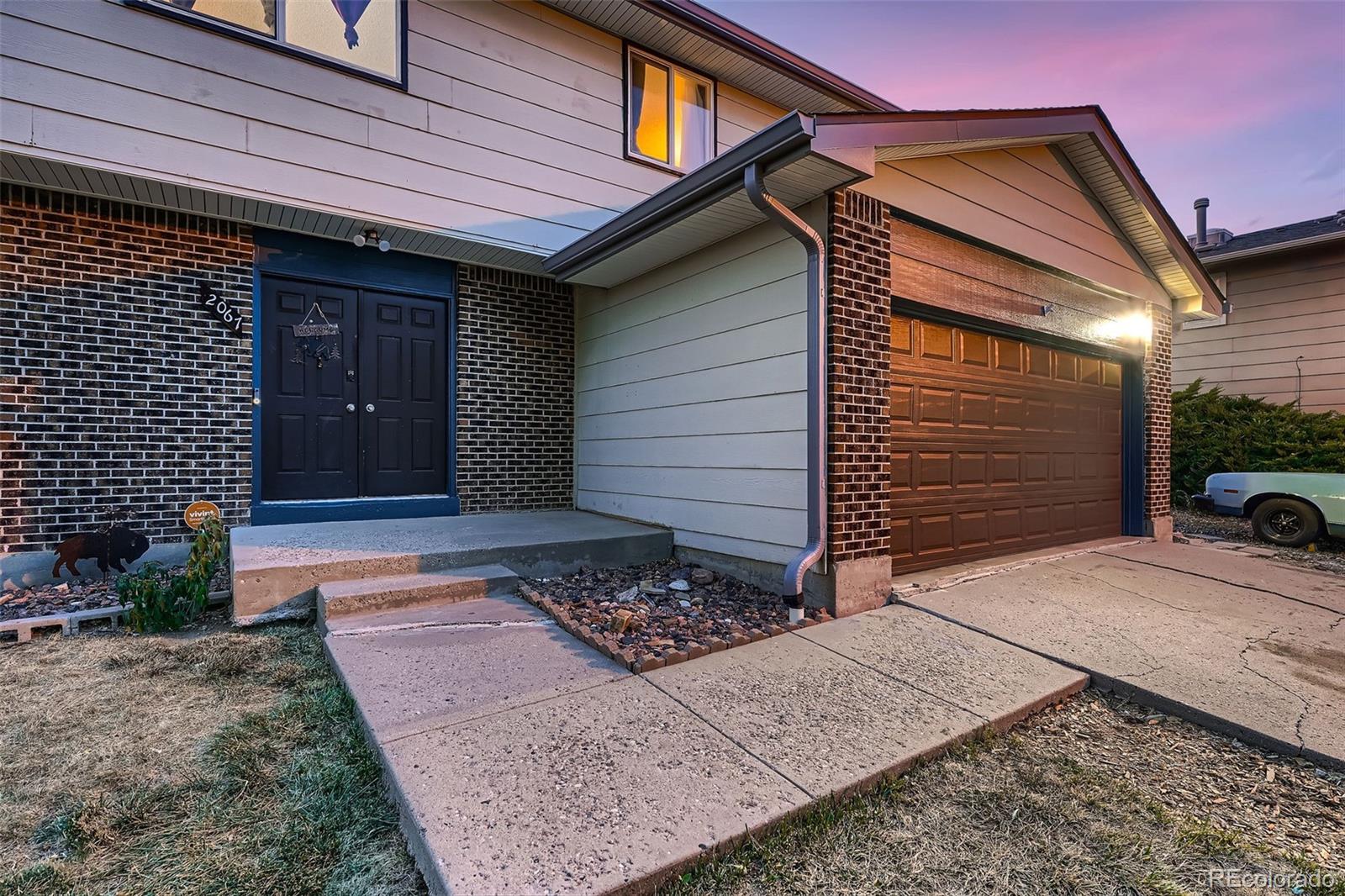 MLS Image #2 for 2067 s salida street,aurora, Colorado