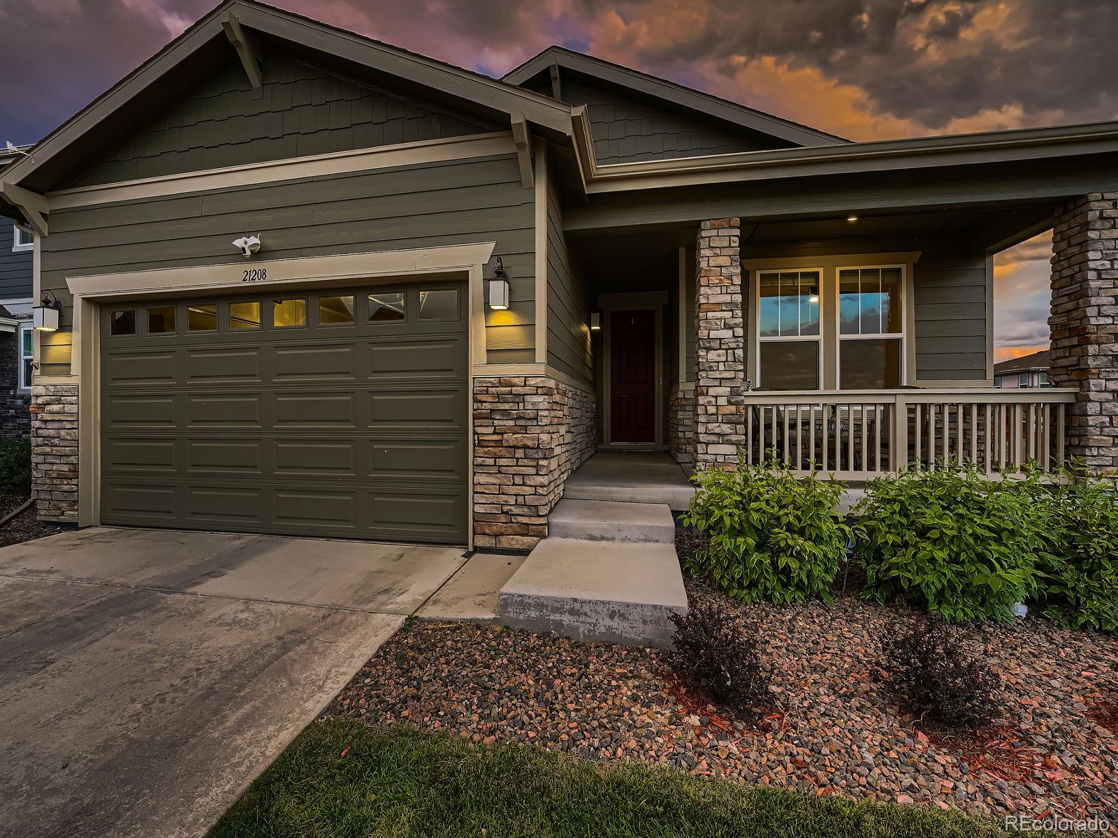 MLS Image #2 for 21208 e 61st drive,aurora, Colorado