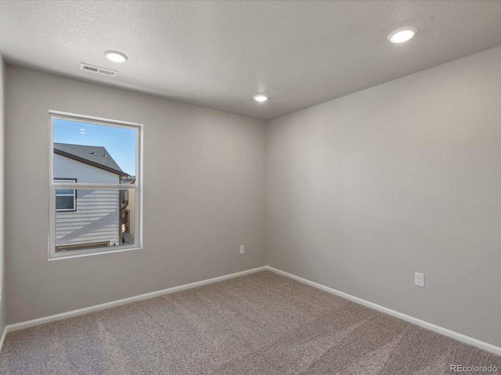 MLS Image #17 for 20957 e 65th avenue,aurora, Colorado