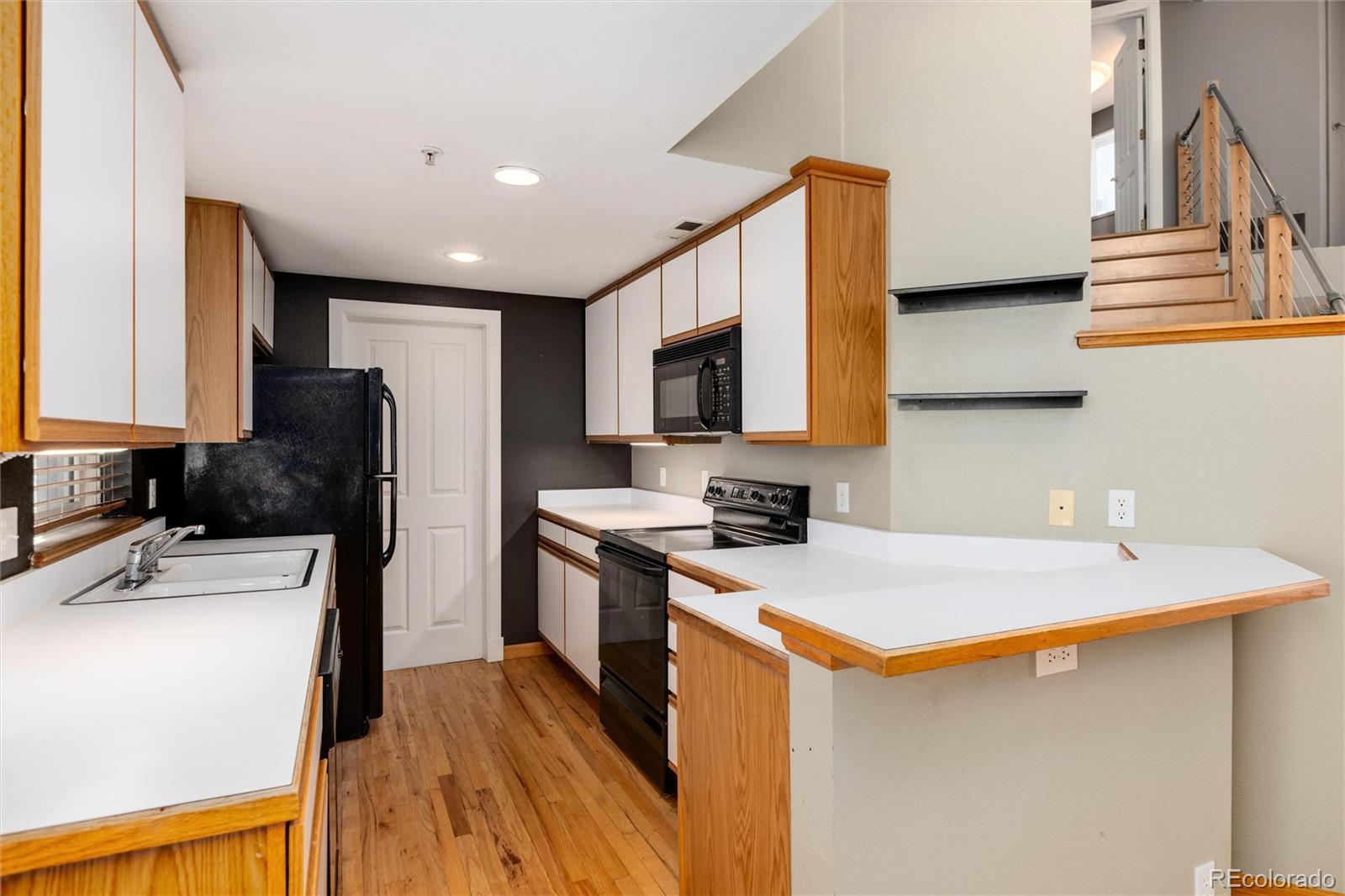 MLS Image #19 for 790 n clarkson street,denver, Colorado