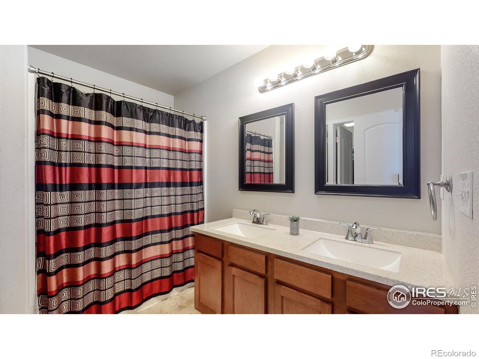 MLS Image #20 for 1019 e 25th street,greeley, Colorado