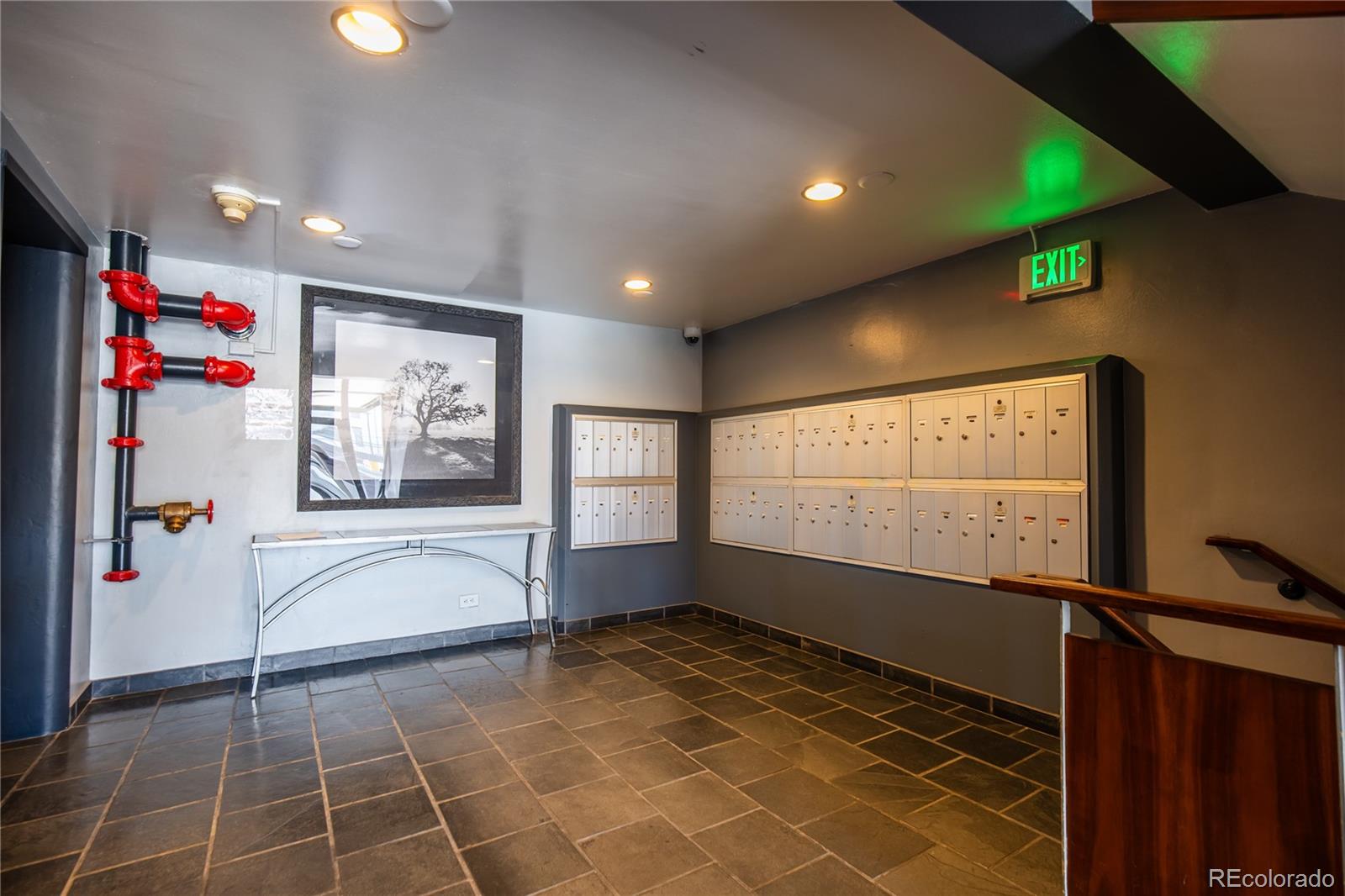 MLS Image #21 for 855 n pennsylvania street,denver, Colorado