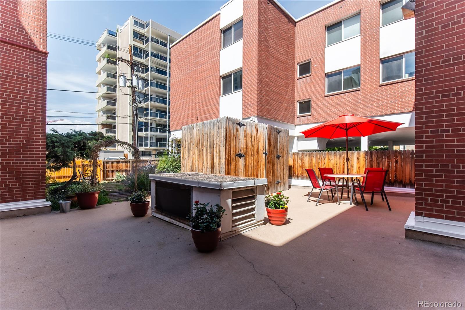 MLS Image #25 for 855 n pennsylvania street,denver, Colorado