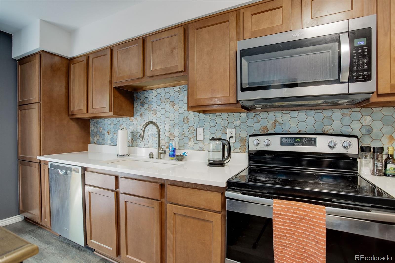 MLS Image #8 for 2667 e nichols circle,centennial, Colorado