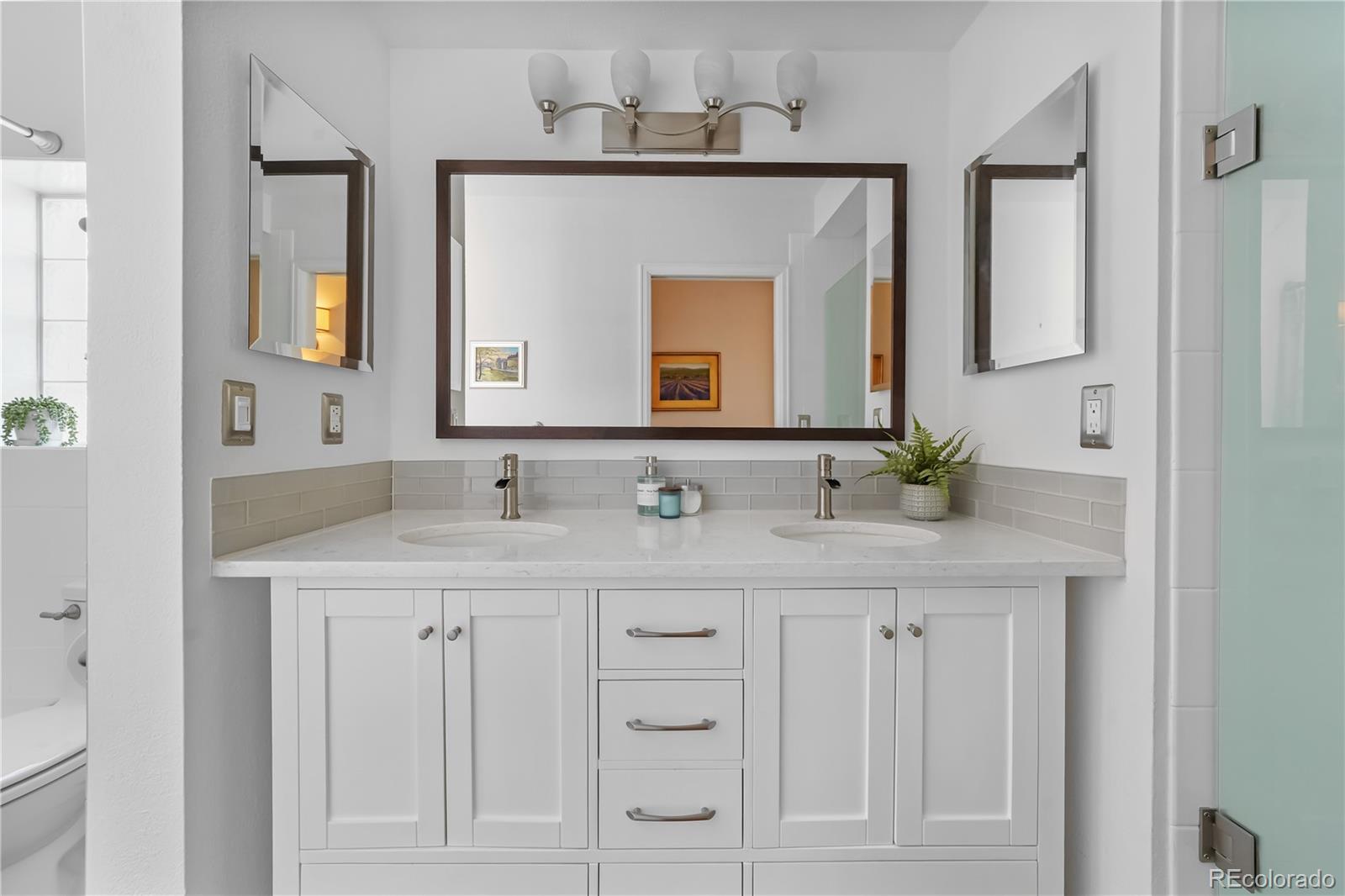 MLS Image #16 for 1250 s josephine street,denver, Colorado