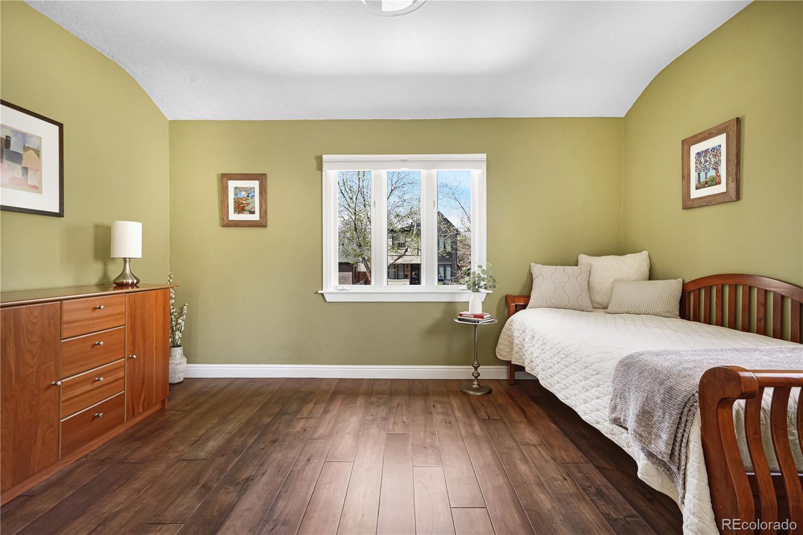MLS Image #20 for 1250 s josephine street,denver, Colorado