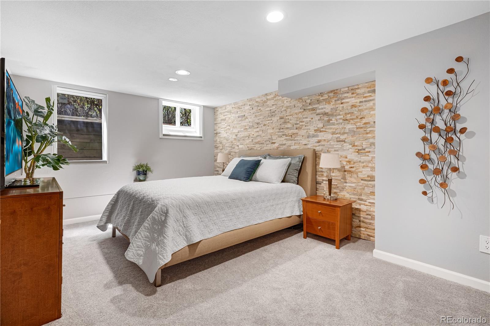 MLS Image #23 for 1250 s josephine street,denver, Colorado