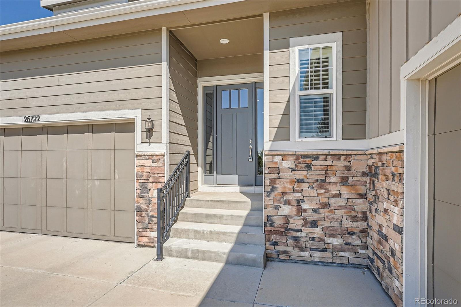 MLS Image #2 for 26722 e peakview place,aurora, Colorado