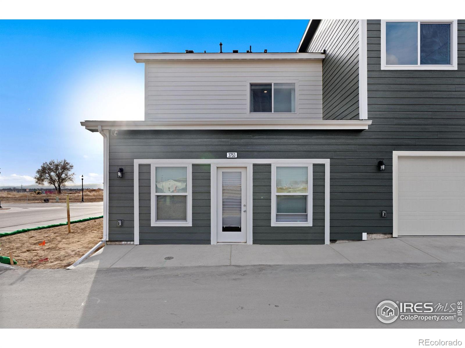 MLS Image #15 for 446  condor way,johnstown, Colorado