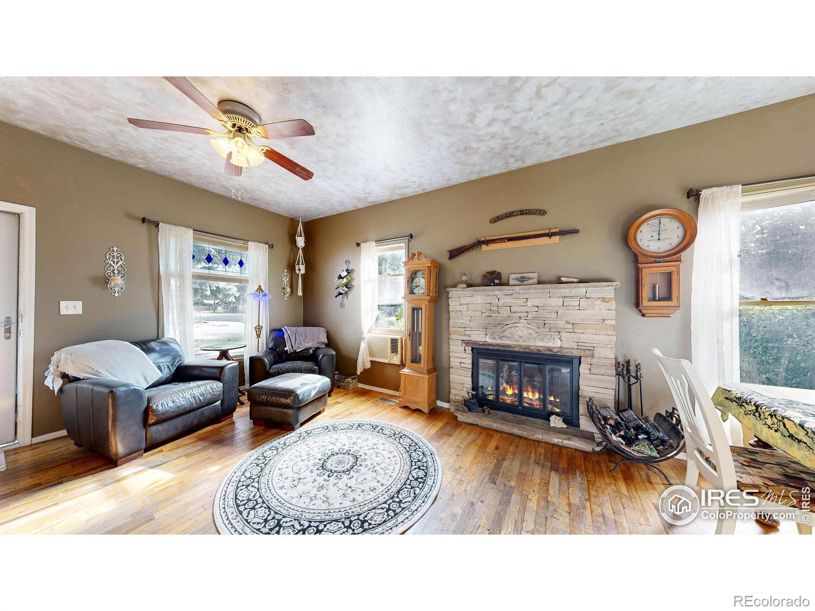 MLS Image #15 for 1284 e 4th street,loveland, Colorado