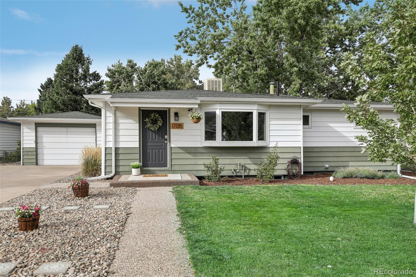 CMA Image for 17135 W 8th Place,Golden, Colorado