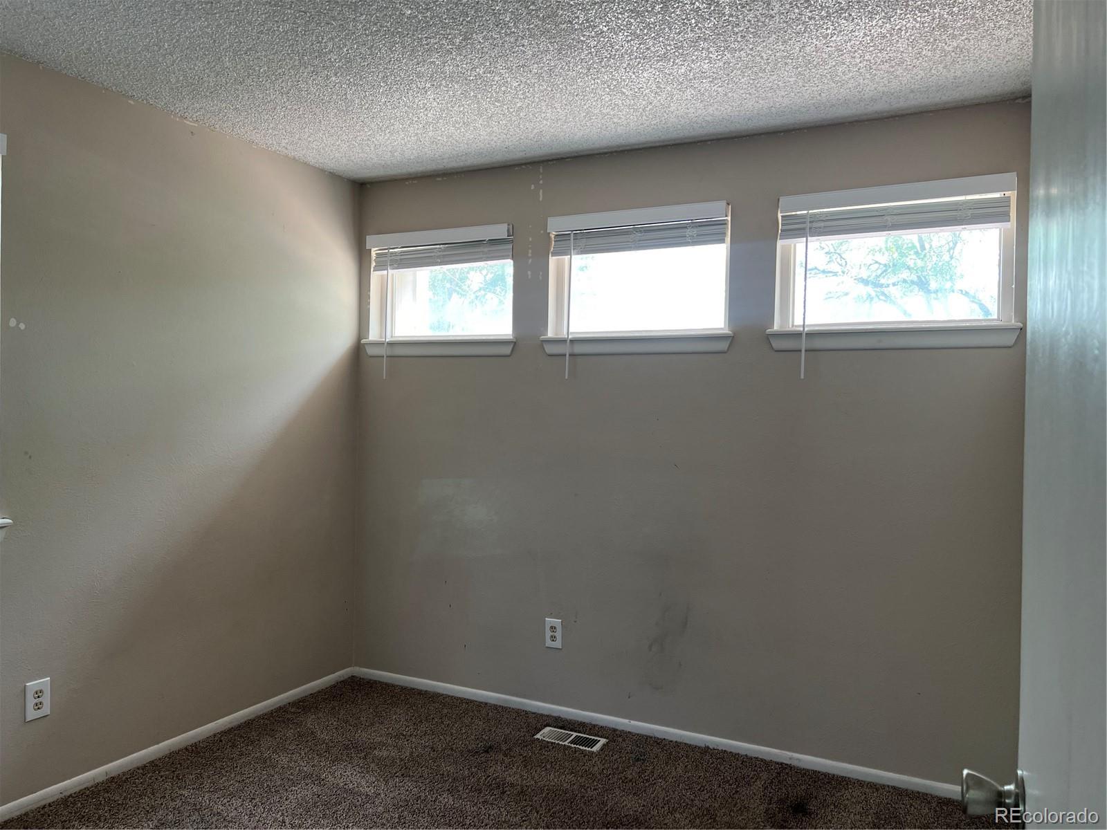 MLS Image #14 for 19040 e mansfield drive,aurora, Colorado