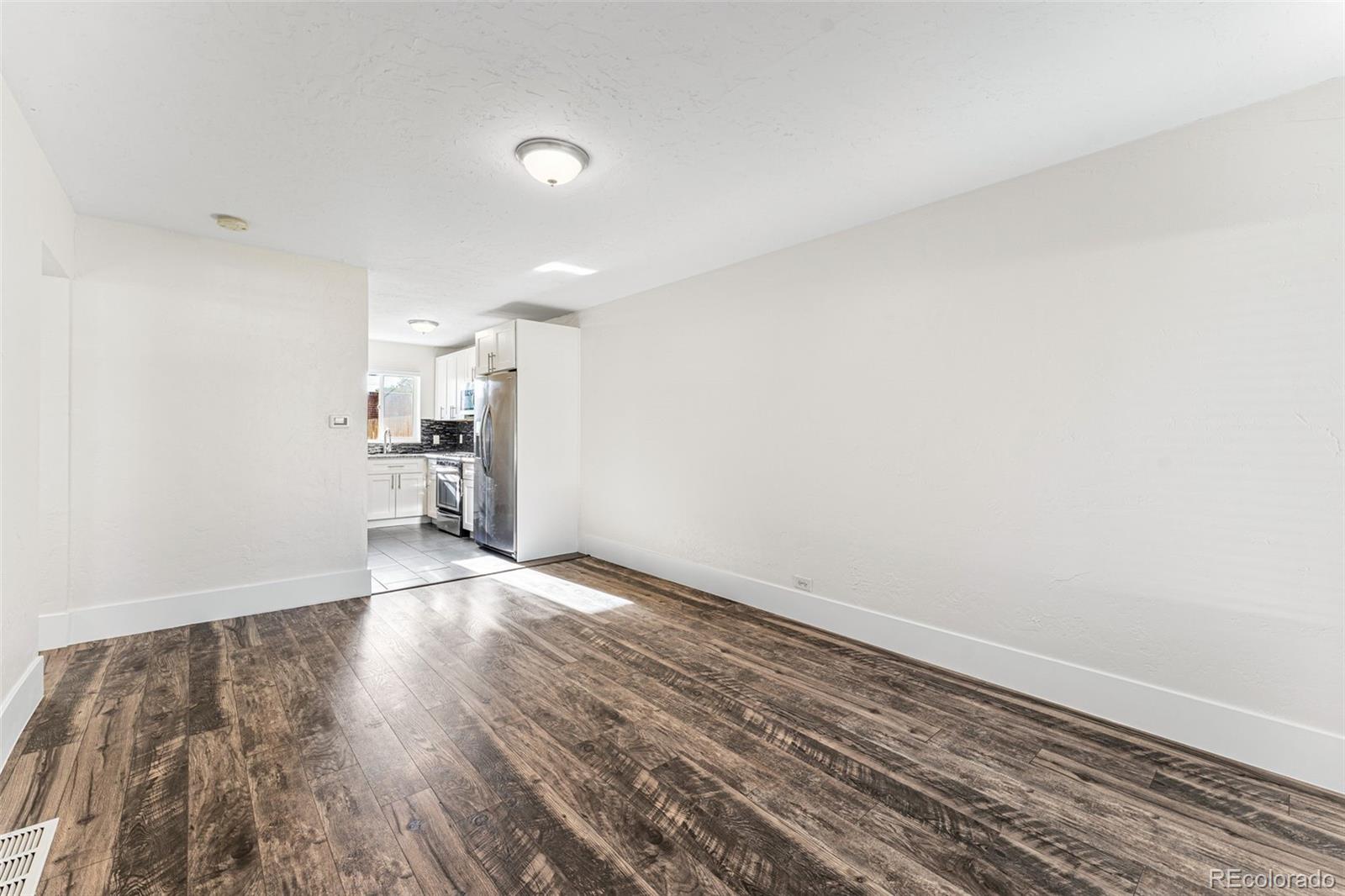 MLS Image #6 for 2821 n harrison street,denver, Colorado