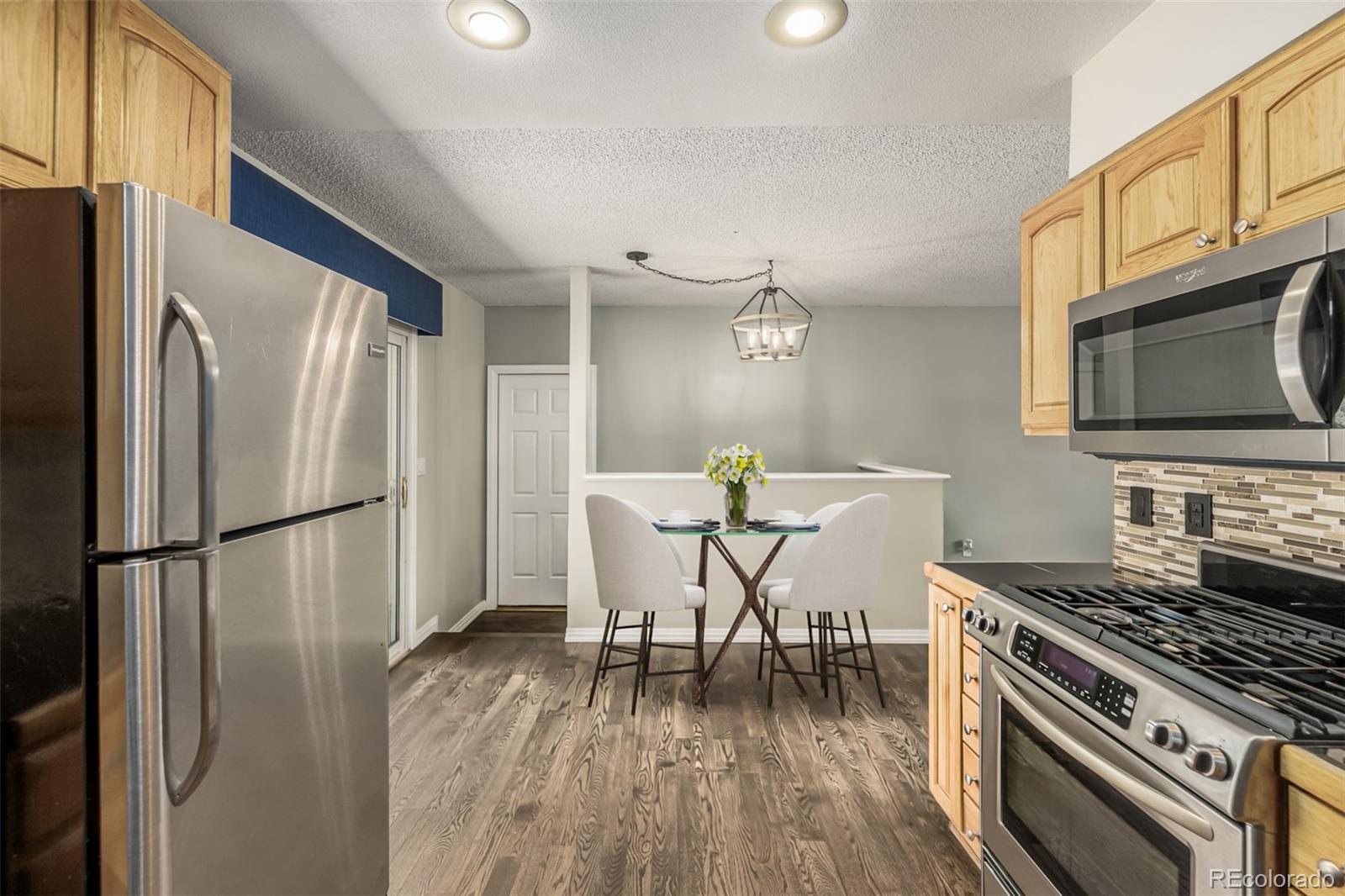 MLS Image #13 for 10425 w lambuth place,denver, Colorado