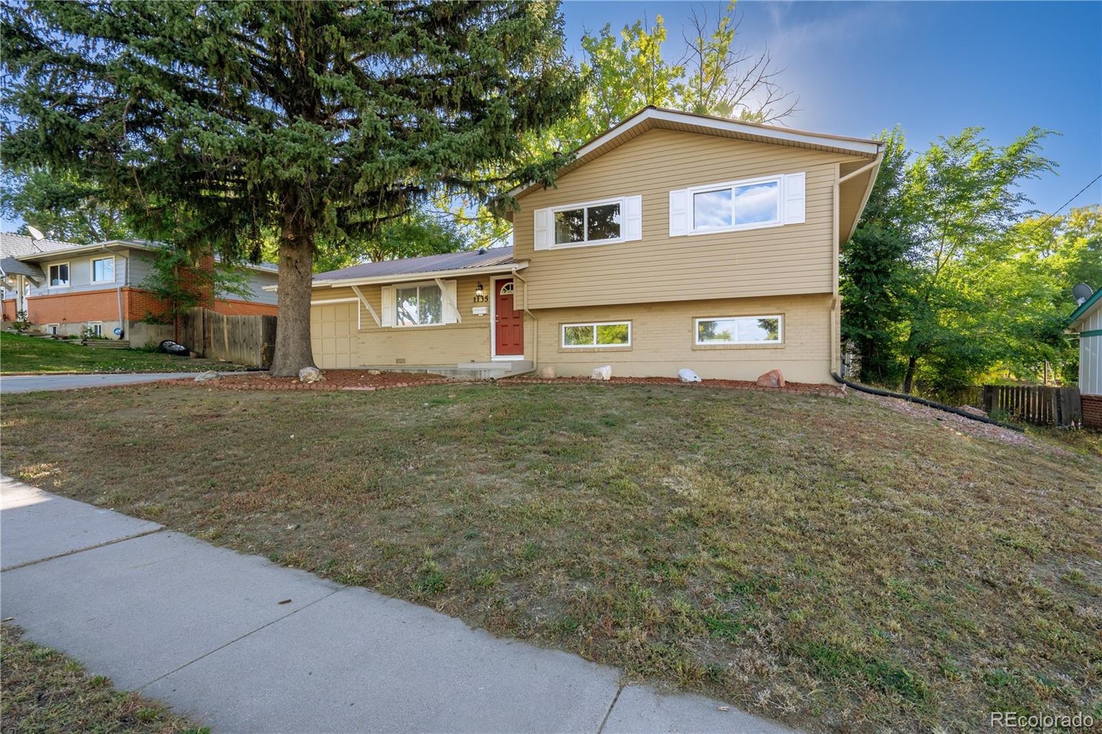 MLS Image #2 for 1135  royale drive,colorado springs, Colorado