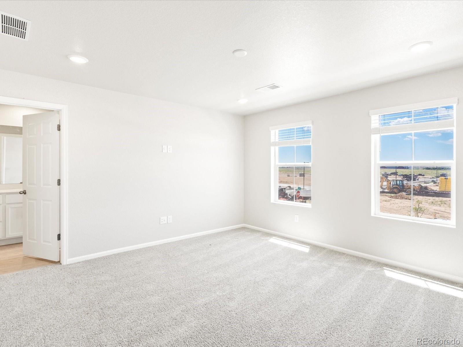 MLS Image #10 for 20987 e 65th avenue,aurora, Colorado