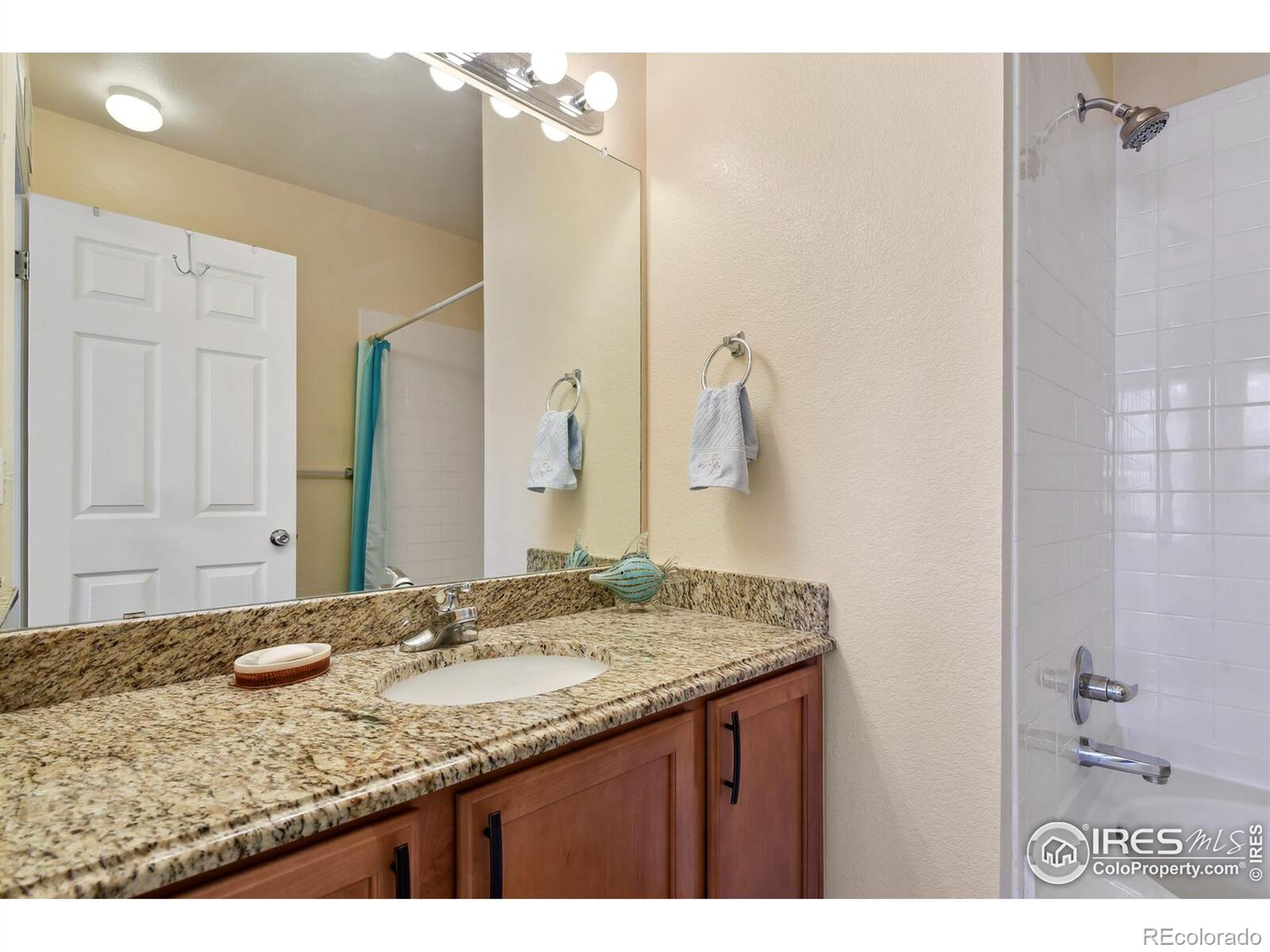 MLS Image #24 for 18726 e yale circle,aurora, Colorado