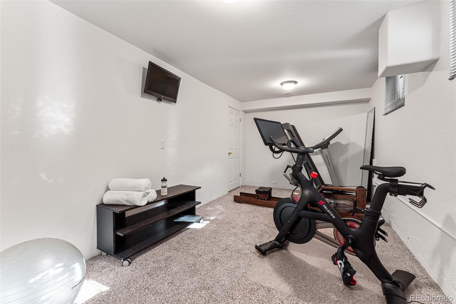 MLS Image #29 for 2801 n monaco parkway,denver, Colorado