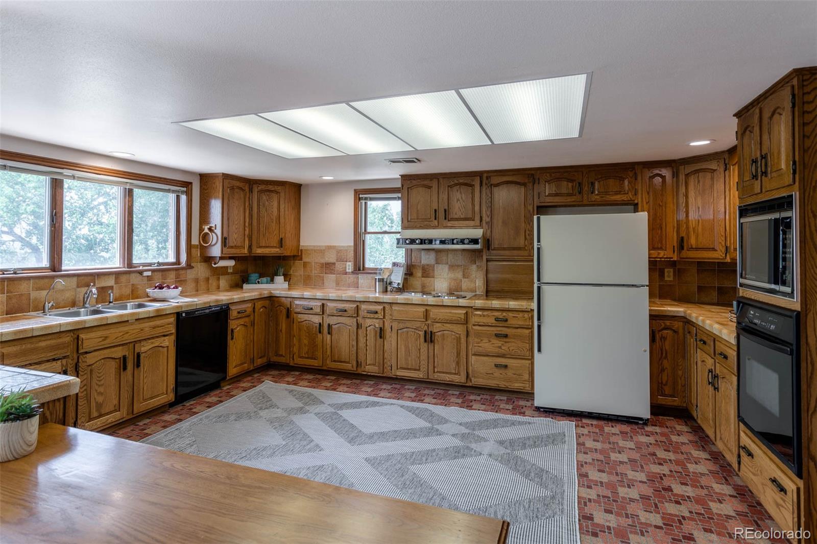 MLS Image #10 for 7611 s bemis street,littleton, Colorado