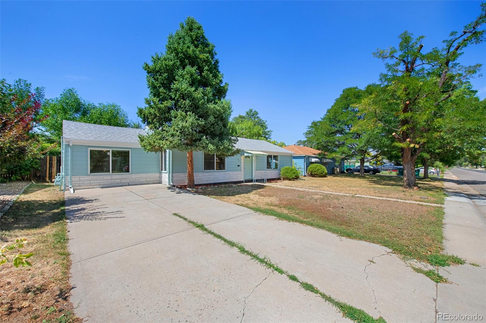 MLS Image #2 for 731  hanover street,aurora, Colorado