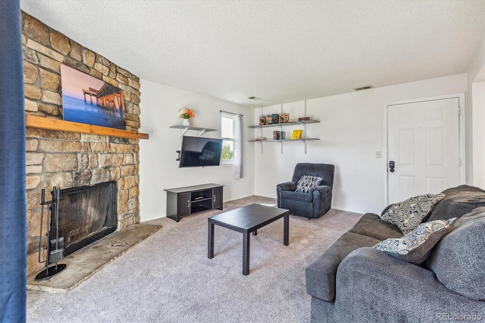 MLS Image #3 for 4333 s andes way 204,aurora, Colorado