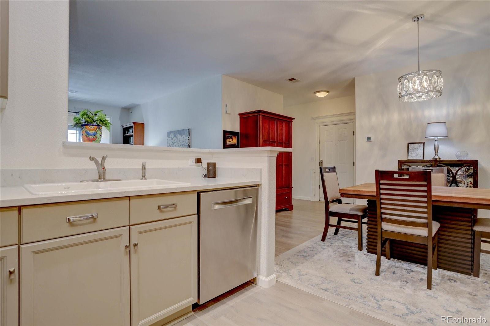 MLS Image #7 for 8457 s hoyt way 206,littleton, Colorado