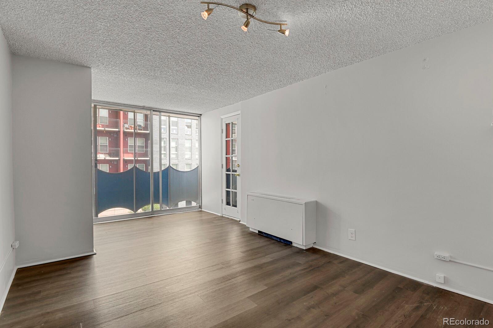 MLS Image #16 for 1155 n ash street 402,denver, Colorado