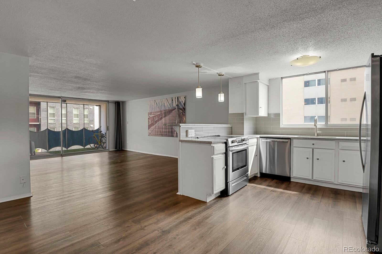 MLS Image #2 for 1155 n ash street 402,denver, Colorado