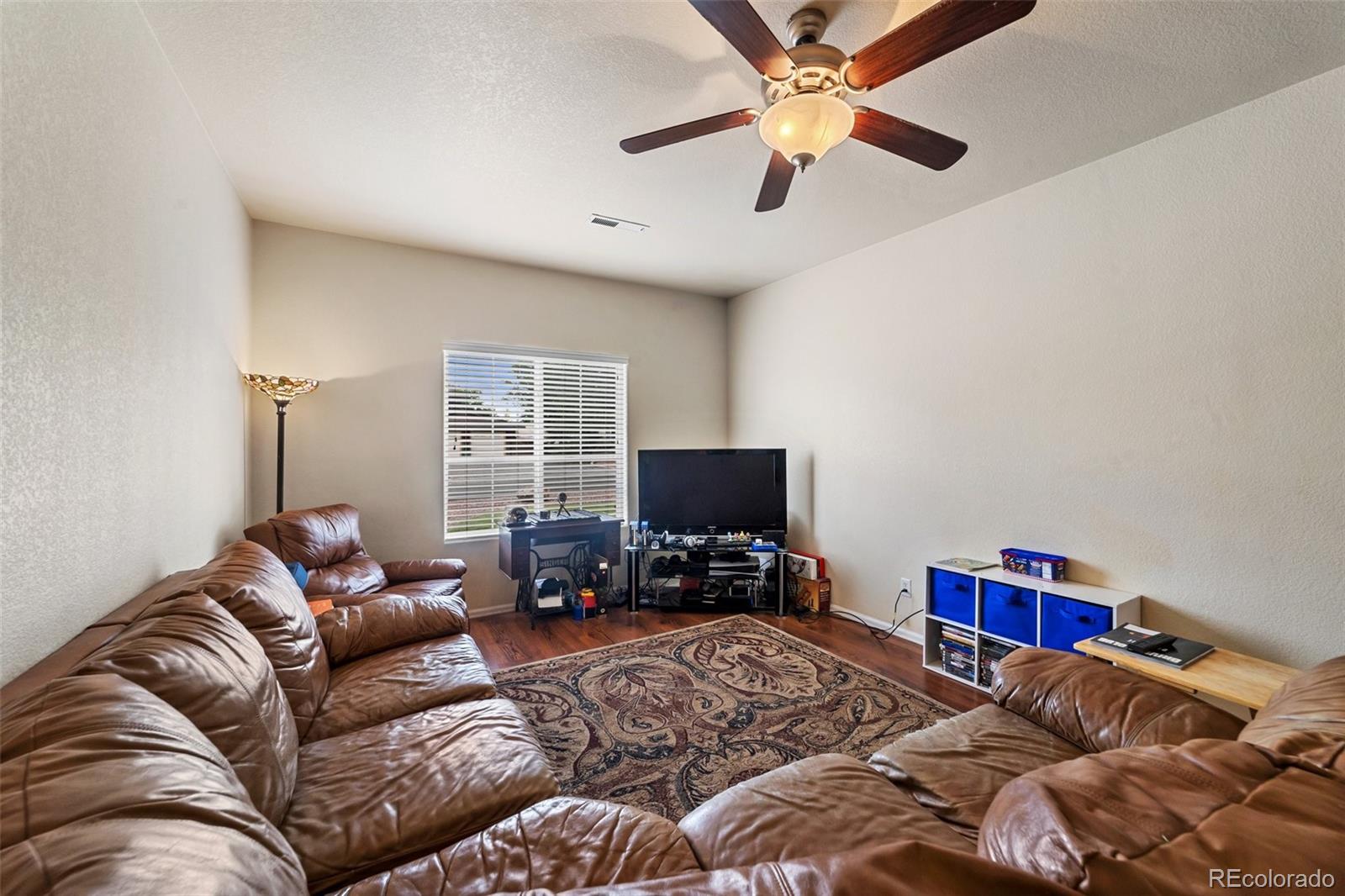 MLS Image #11 for 222 s circle drive,pueblo, Colorado