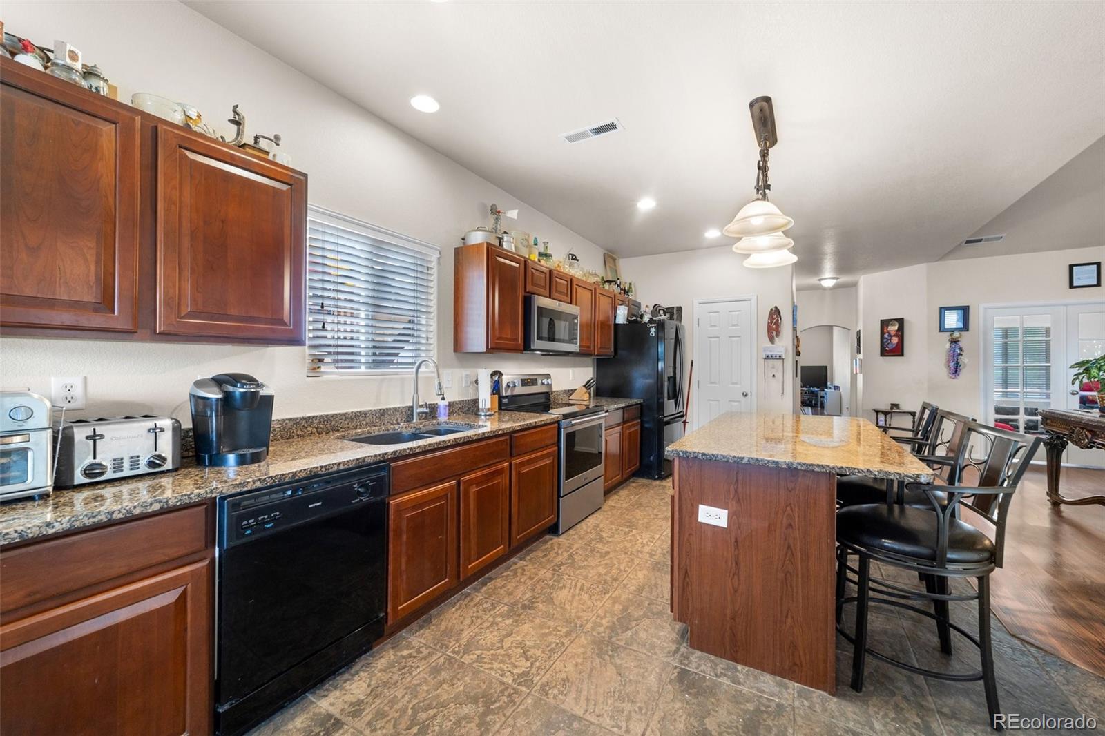 MLS Image #7 for 222 s circle drive,pueblo, Colorado