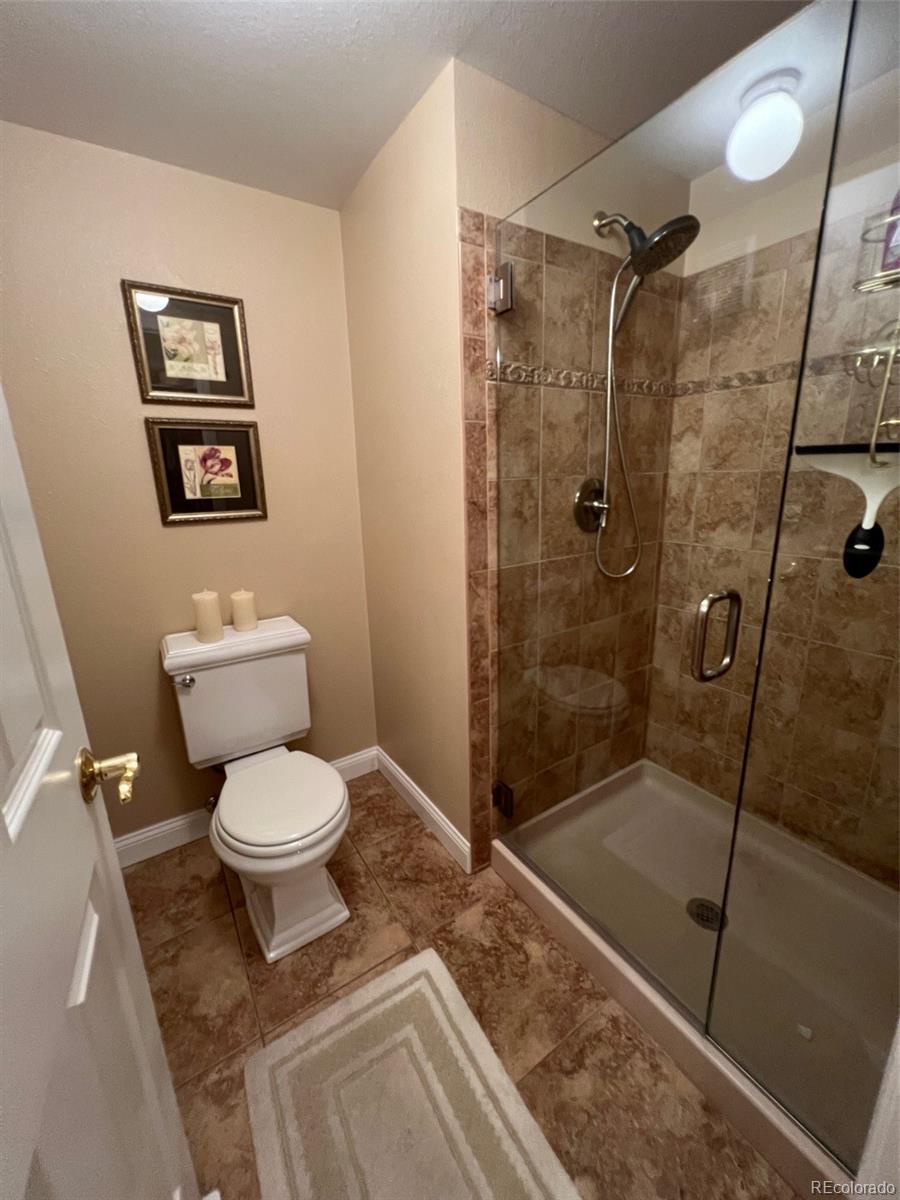 MLS Image #11 for 6417 s florence way,englewood, Colorado