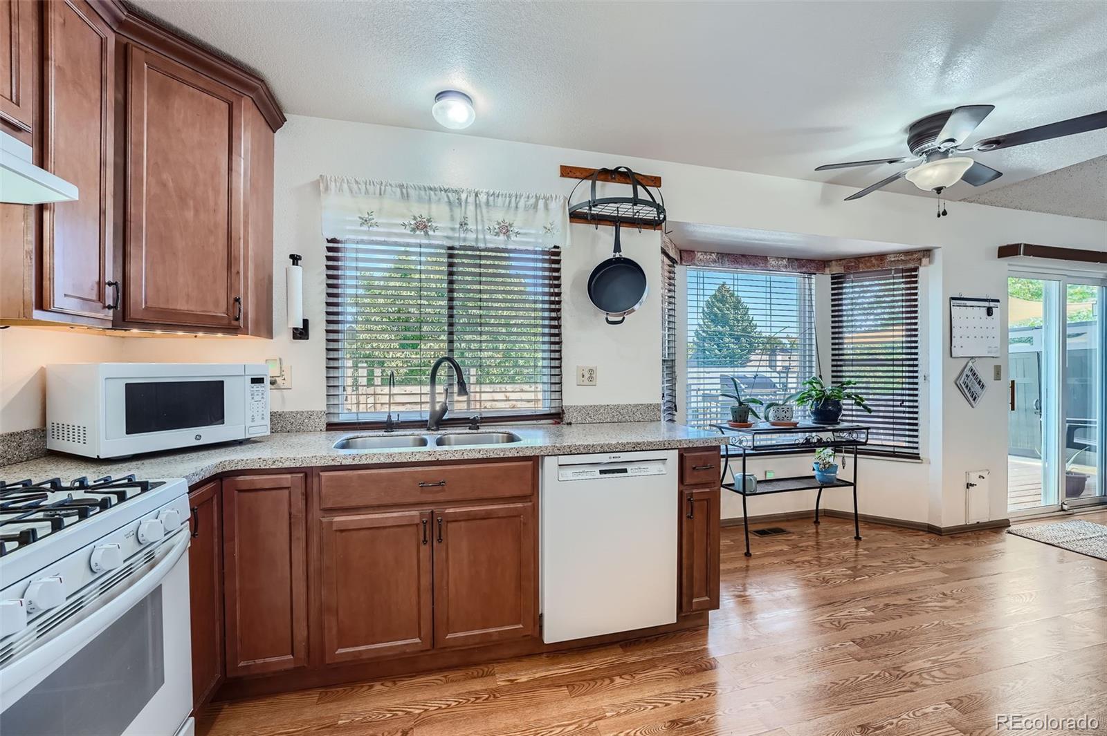 MLS Image #8 for 21543 e powers place,centennial, Colorado