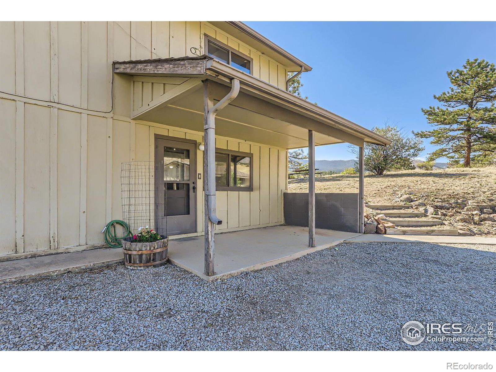 MLS Image #11 for 39  stirrup hill court,lyons, Colorado