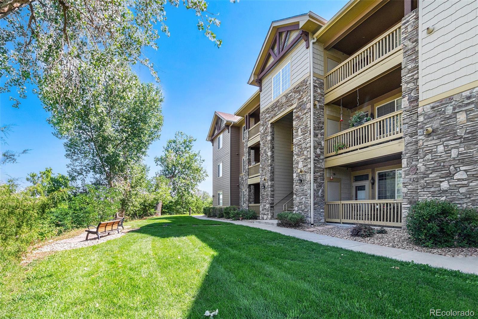 MLS Image #2 for 8039  lee drive,arvada, Colorado