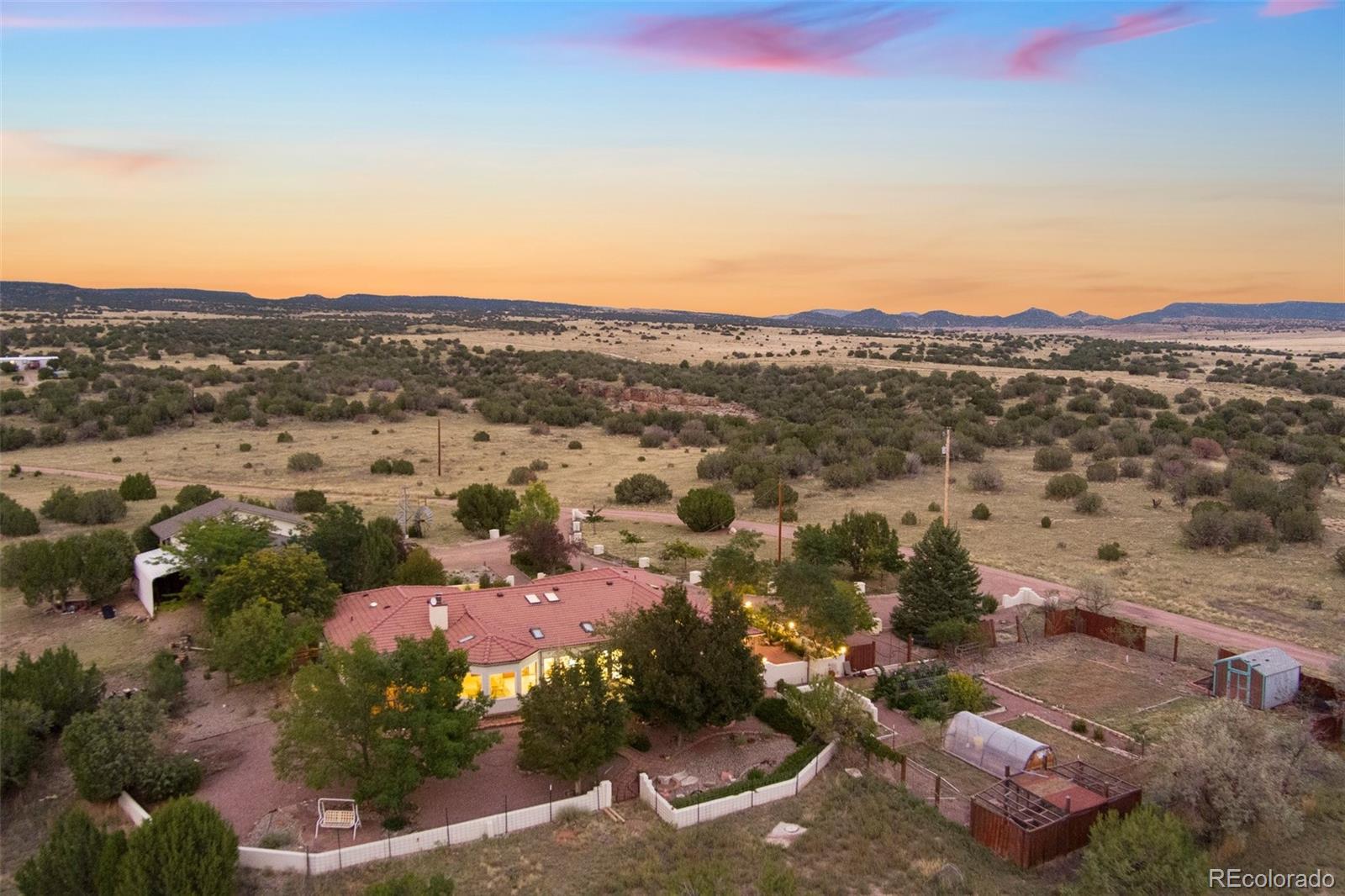 MLS Image #46 for 1011  barnes lane,penrose, Colorado