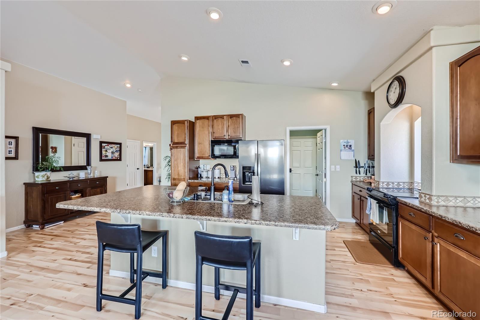 MLS Image #9 for 20143 e 55th place,denver, Colorado